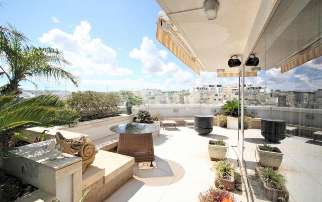 Ibrag<br>Duplex Apartment