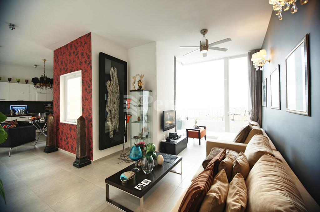 Valletta<br>Duplex Apartment