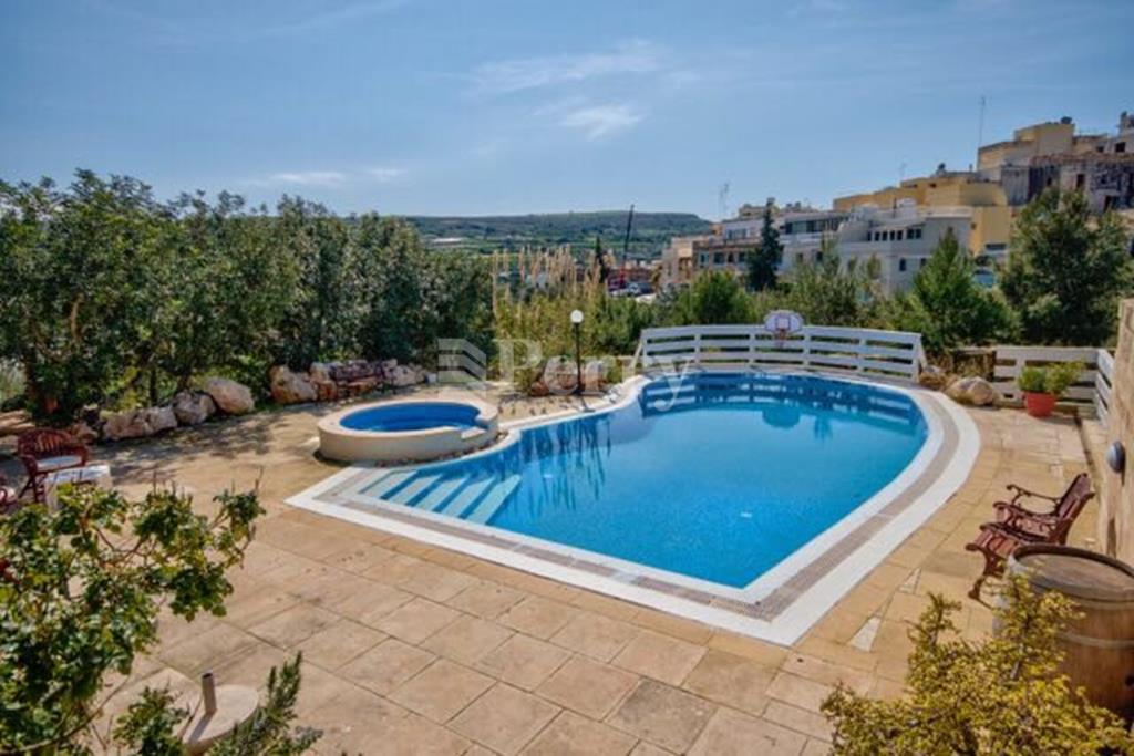 St Pauls Bay<br>Villa