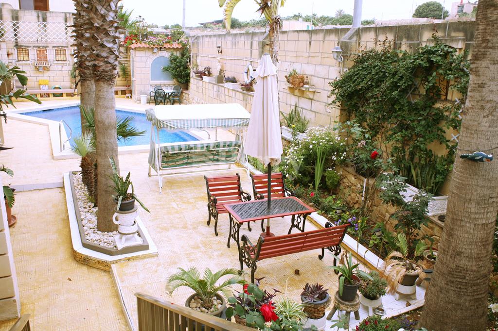 Bahar ic-Caghaq<br>Villa