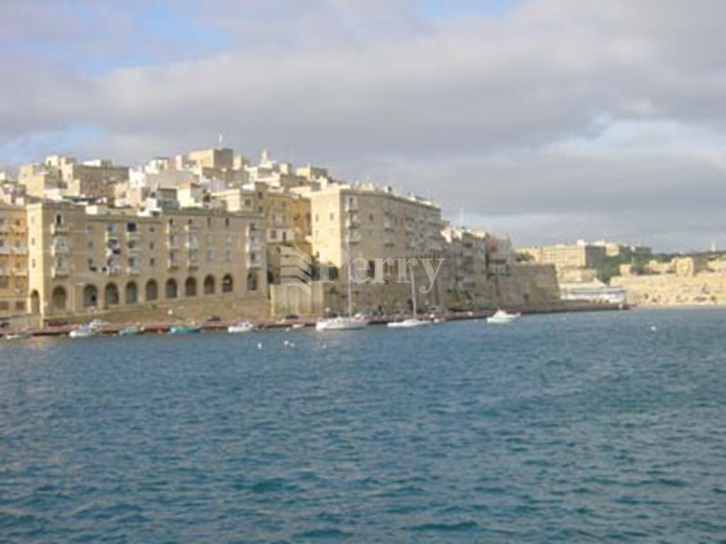 St. Angelo Mansions<br>Apartment