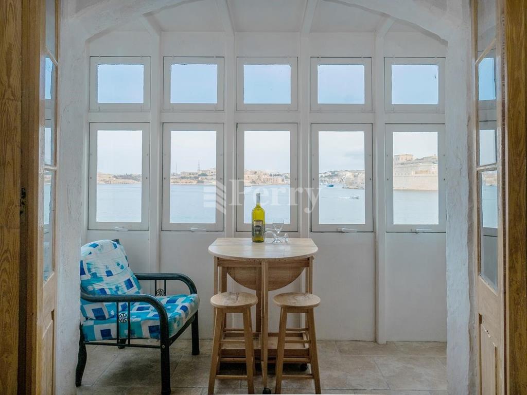 Valletta<br>Apartment
