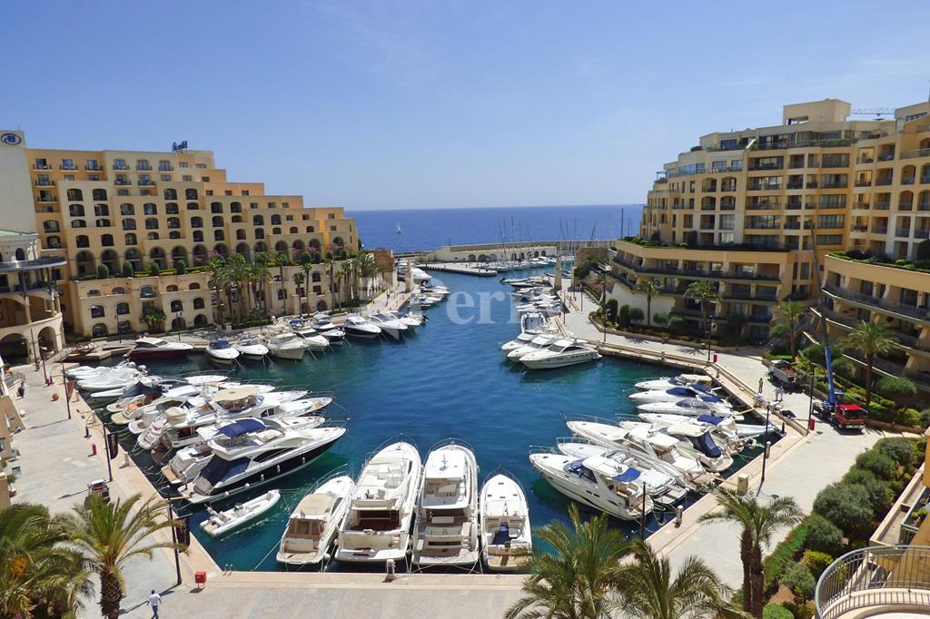 Portomaso, St Julians<br>Apartment