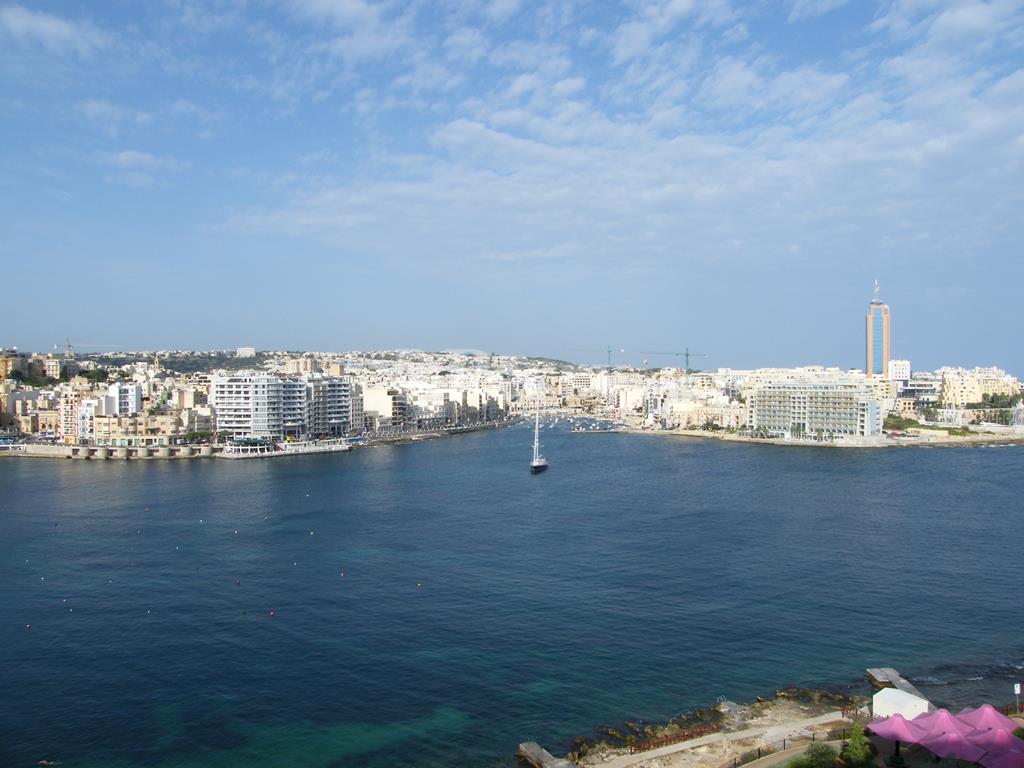 22