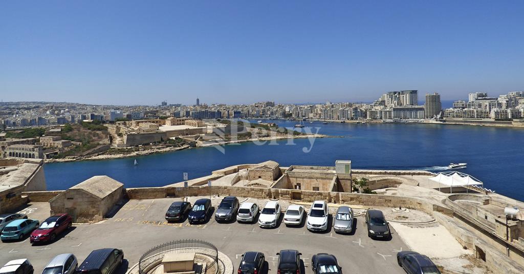 Valletta<br>Apartment