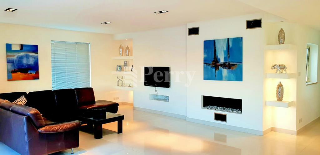 Qawra<br>Apartment