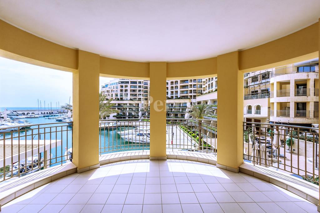 Portomaso, St Julians<br>Apartment