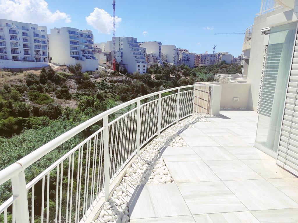 St Julians<br>Apartment