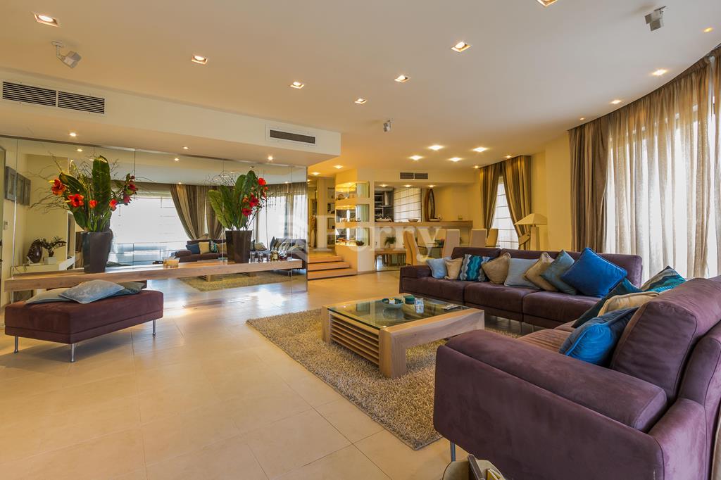 Portomaso, St Julians<br>Apartment