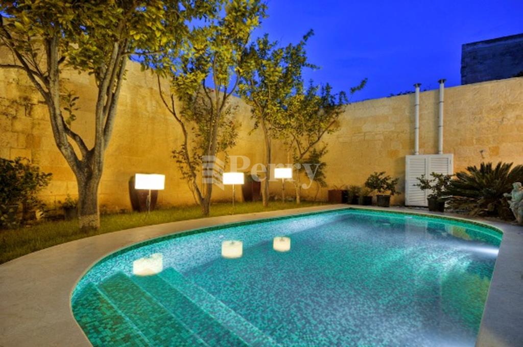 Rabat<br>House of Character