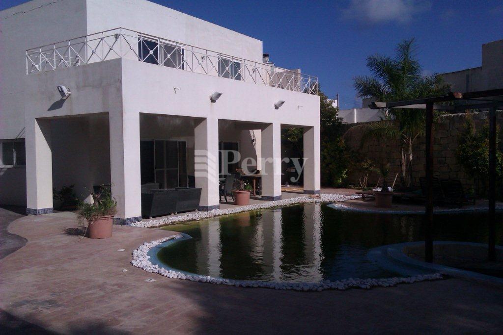 Maghtab<br>House of Character