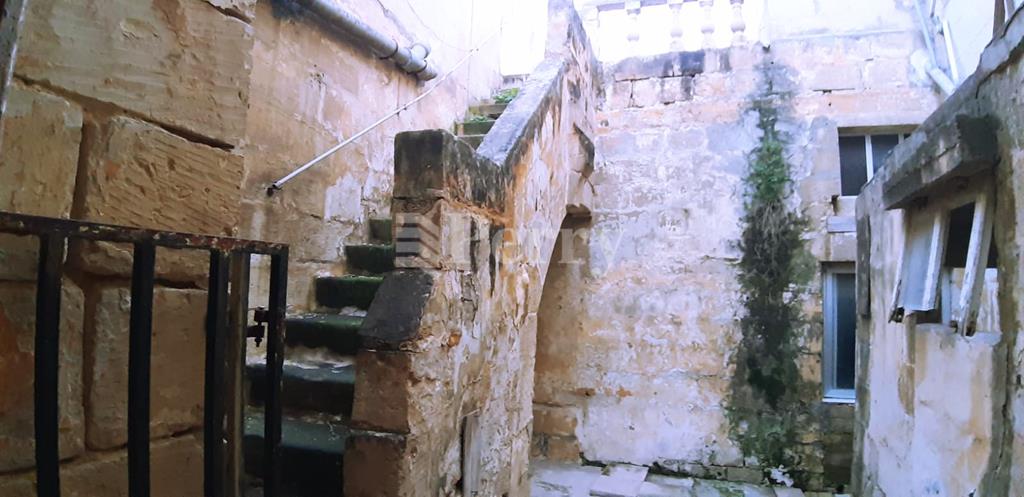 Qormi<br>House of Character