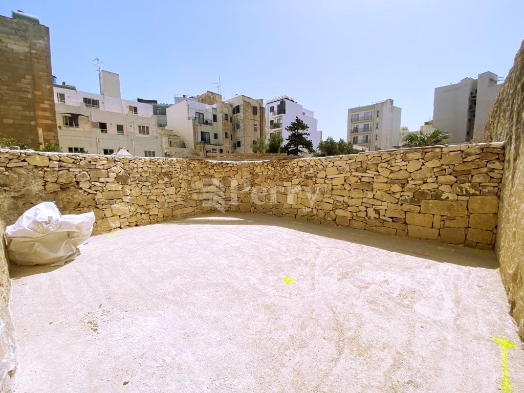 St Julians<br>Town House