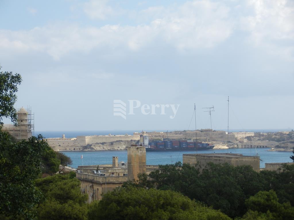 Floriana<br>Office