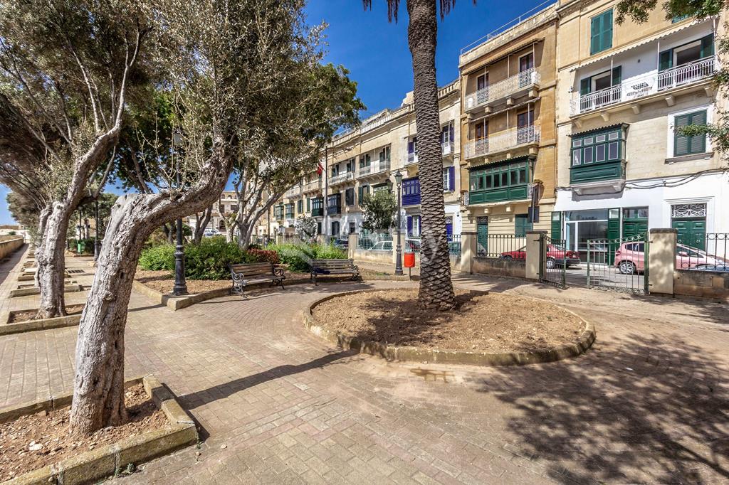 21